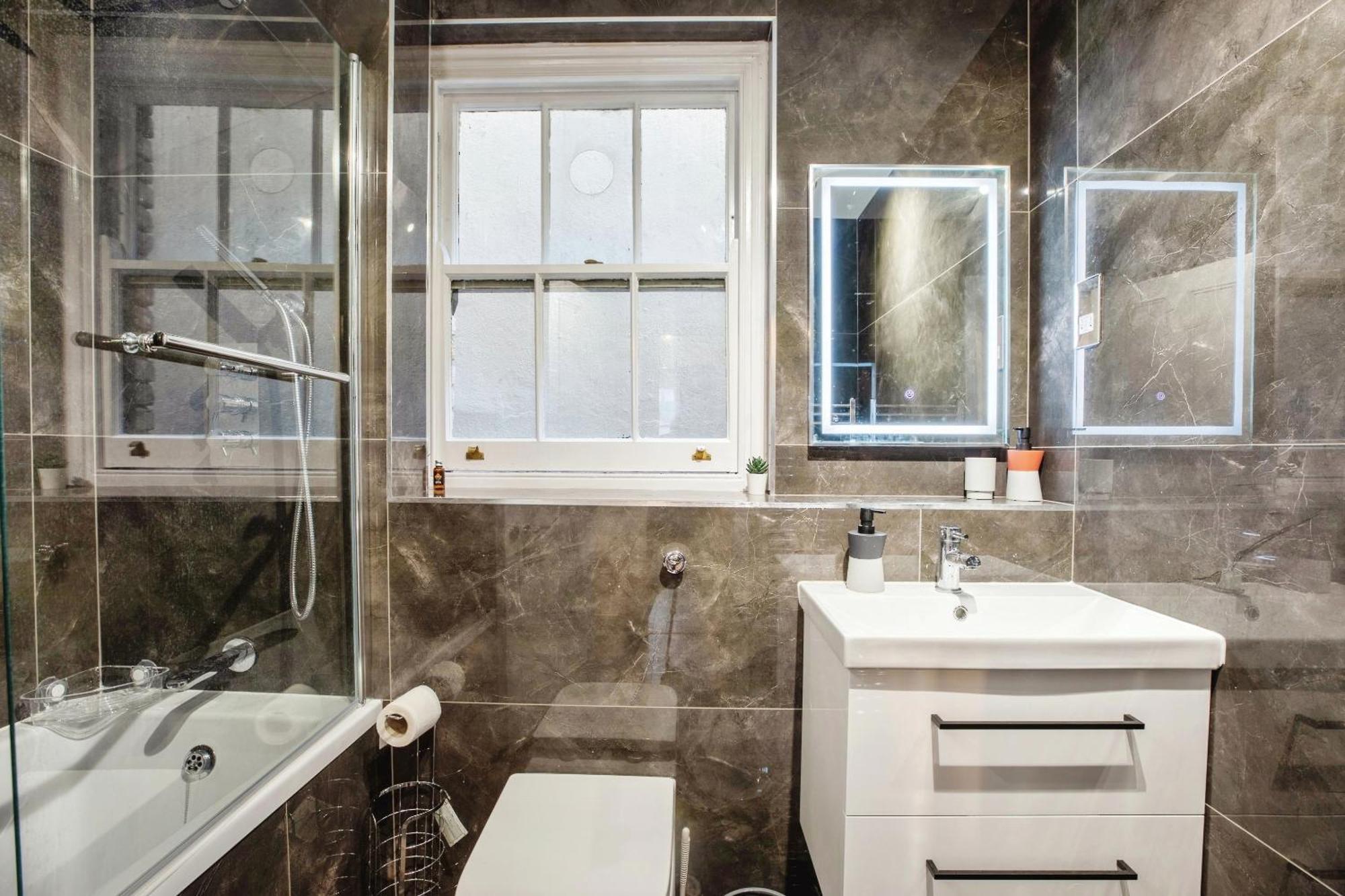 A Stunning Apartment In Paddington London Exteriör bild